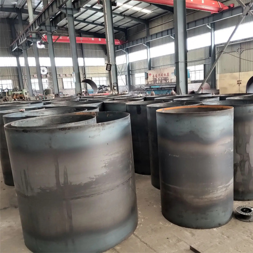 选择巴中钢护筒的材质时考虑哪些条件？